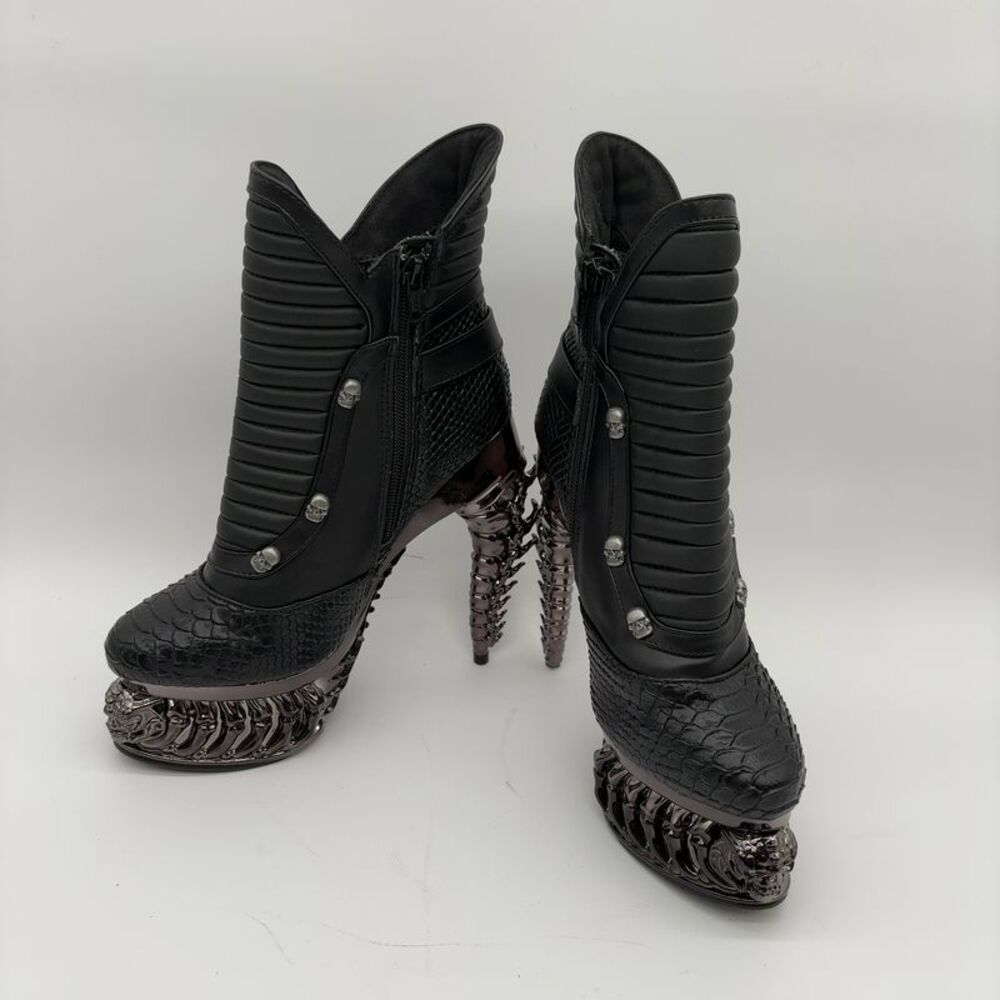 Hades Naga boots